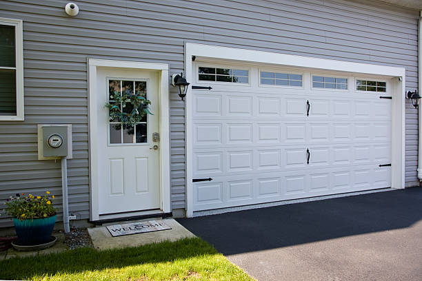 24/7 Emergency Garage Door experts in Martinsville, VA